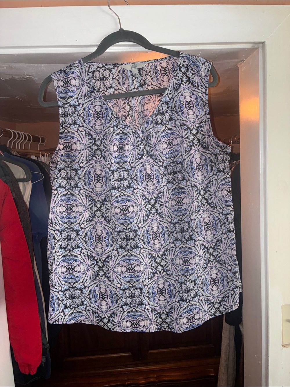 Woman’s tops style bundle- L/XL